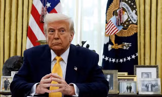 Nhiều quốc gia nhận được thư thông báo về mức thuế mới từ Tổng thống Mỹ Donald Trump 