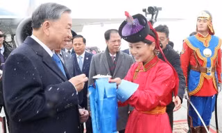Tổng Bí thư, Chủ tịch nước Tô Lâm đến Ulan Bator, bắt đầu thăm Mông Cổ