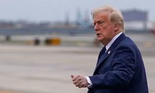 Tổng thống Mỹ Donald Trump mít tinh mừng 100 ngày cầm quyền