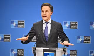 NATO bất ngờ thay đổi quan điểm về tư cách thành viên của Ukraine