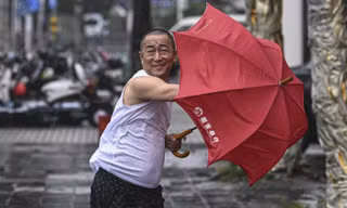 Trung Quốc ghi nhận thương vong ở đảo Hải Nam vì siêu bão YAGI