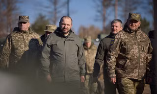 Kiev điều tra vụ ‘Nga phóng tên lửa đạn đạo vào lễ trao thưởng của quân đội Ukraine’