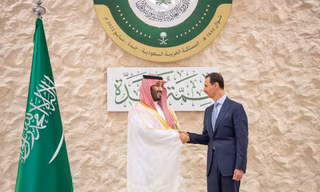 Những cái bắt tay chào đón Syria trở lại Liên đoàn Ả Rập