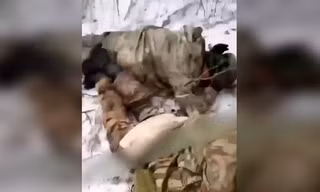 Liên Hợp Quốc quan ngại về video binh sĩ Ukraine hành quyết tù binh
