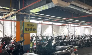 Đau đầu với 650 chiếc xe máy 'bỏ quên' tại nhà xe sân bay Tân Sơn Nhất