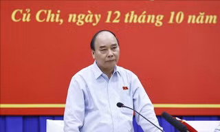 Hình ảnh Chủ tịch nước Nguyễn Xuân Phúc tiếp xúc cử tri huyện Củ Chi