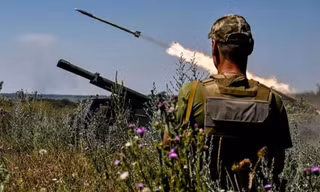 Nga tố Ukraine phóng 12 tên lửa Storm Shadow vào tuyến đường sắt Crimea - Kherson