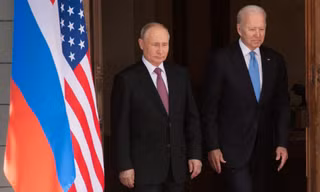 Điện Kremlin nói về quyết định dừng tranh cử của Tổng thống Mỹ Joe Biden