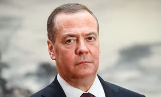 Ông Medvedev ngờ vực về khả năng giải quyết xung đột Nga - Ukraine của ông Trump