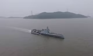 Tàu không người lái tàng hình của Trung Quốc hoàn thành chuyến đi đầu tiên trên biển