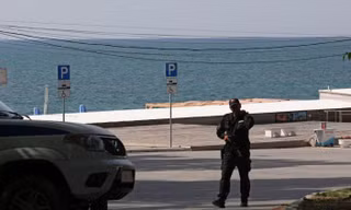 Nga dựng hầm tránh bom trên bãi biển Crimea sau các cuộc tấn công của Ukraine