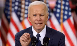 Ông Biden tuyên bố 'sẽ đáp trả dứt khoát nếu Nga tiến sâu hơn vào Ukraine'