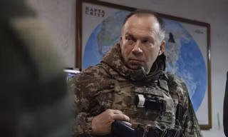 Tướng Ukraine nói Nga đang nỗ lực chọc thủng phòng tuyến của Kiev ở Sumy
