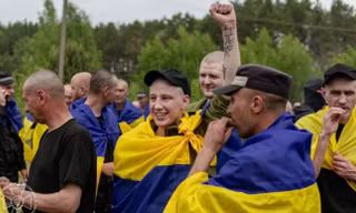 Chỉ huy Azov cáo buộc chính quyền Ukraine bỏ rơi tù binh trong cuộc trao đổi với Nga