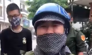 Vụ Phó Chủ tịch phường xúc phạm người bán rau: Bí thư, Chủ tịch phải đi xin lỗi