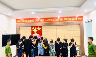 Bắt nhóm đối tượng lừa đảo qua mạng hàng tỷ đồng
