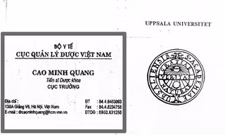 Thứ trưởng Bộ Y tế tự phong bằng tiến sĩ