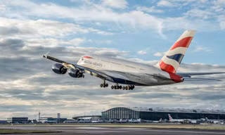 Sân bay Heathrow mở cửa sau 1 ngày toàn hệ thống tê liệt 