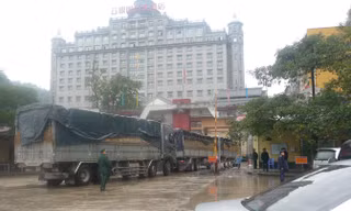 Đến chiều 16/6, lượng hàng nông sản xuất bán sang chợ Pò Chài (Trung Quốc) đã trở lại bình thường, nhưng không biết tình hình này sẽ diễn ra được bao lâu. Ảnh: Duy Chiến.