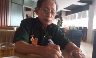 Nhà thơ Yến Thanh, tác giả bài thơ “Cúc ơi” Ảnh: Q.L.