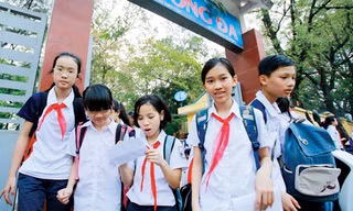 Học xong lớp 5, các em phải vượt qua những cửa ải nào để trở thành học sinh lớp 6 như thế này?. Ảnh: Ngọc Châu.