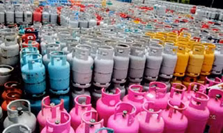 Từ 1/3, giá gas tăng 1.500 đồng bình 12/kg