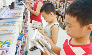 Làm sách thiếu nhi ẩu sẽ ảnh hưởng xấu đến tâm hồn và trí tuệ trẻ thơ (ảnh chỉ mang tính minh họa). Ảnh: Như Ý.