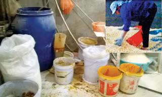 Hãi hùng bim bim bán cổng trường