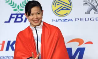 Ánh Viên chưa được chung vui cùng người thân sau khi trở về từ SEA Games 29. Ảnh: VSI.