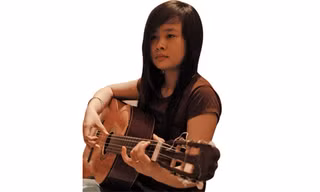 Đời sinh viên với cây đàn.
