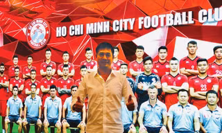 Cựu HLV tuyển VN Nguyễn Hữu Thắng tiếp quản chiếc ghế mà đàn em Công Vinh để lại. Ảnh: C.T.