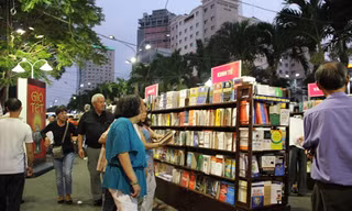 Lại chuyện 'giải cứu'