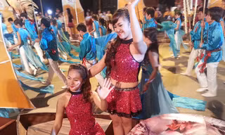 Lễ hội trong Carnaval Hạ Long. Ảnh: Thành Duy.