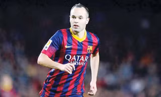 Iniesta chuẩn bị rời Barca sau hơn 20 năm gắn bó.