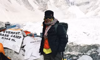 Mạnh Duy và khoảnh khắc hạnh phúc khi chinh phục được Everest Base Camp.