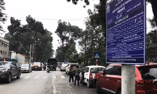 Đỗ xe iParking trên các tuyến phố nội đô.