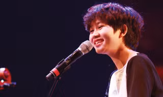 Ánh sáng của Lý