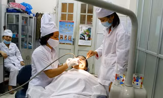 Sắp tới, muốn hành nghề các bác sĩ mới ra trường bắt buộc phải trải qua một kỳ thi cấp chứng chỉ hành nghề cấp quốc gia.