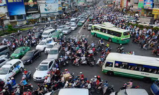 Ngán ngẩm xe đưa rước học sinh