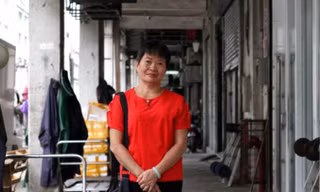 Bà Leong: “Chúng tôi sống rất chật vật”. Ảnh: SCMP.