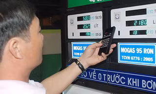 Tiếp tục lấy ý kiến về tính giá cơ sở xăng RON95