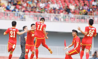 U23 Việt Nam: Thắng đậm ngày ra quân