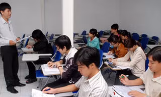 Đi mượn… giảng viên