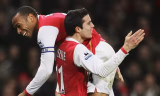 Thiery Henry và Persie- Ảnh Getty