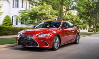 Lexus ES 2019 – Sự thay đổi táo bạo của mẫu sedan hạng sang cỡ trung