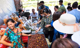 Bên trong khu chợ sầm uất nơi vùng biên Lào Cai