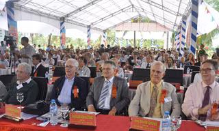 Cầu nối tri thức đỉnh cao