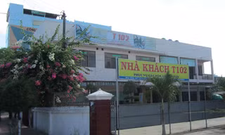 Phó văn phòng Tỉnh ủy bị tố quan hệ bất chính