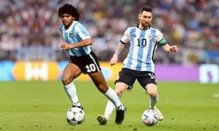 'Thiên tài' Messi và bàn thắng 122km/h biến anh thành tượng đài vĩnh cửu, đứng cạnh Maradona! 