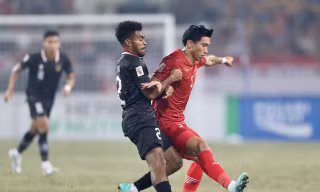 Cầu thủ Indonesia: HLV Shin Tae-yong chỉ đạo 'câu' thẻ đỏ của Văn Hậu ở AFF Cup 2022 
